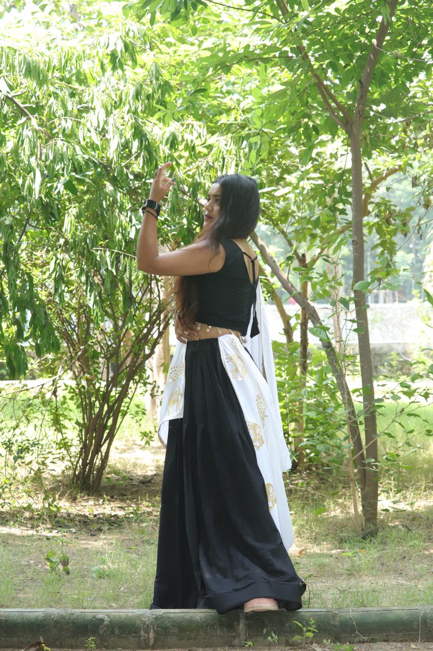 Regal Black & White Elephant Motif Lehenga Set