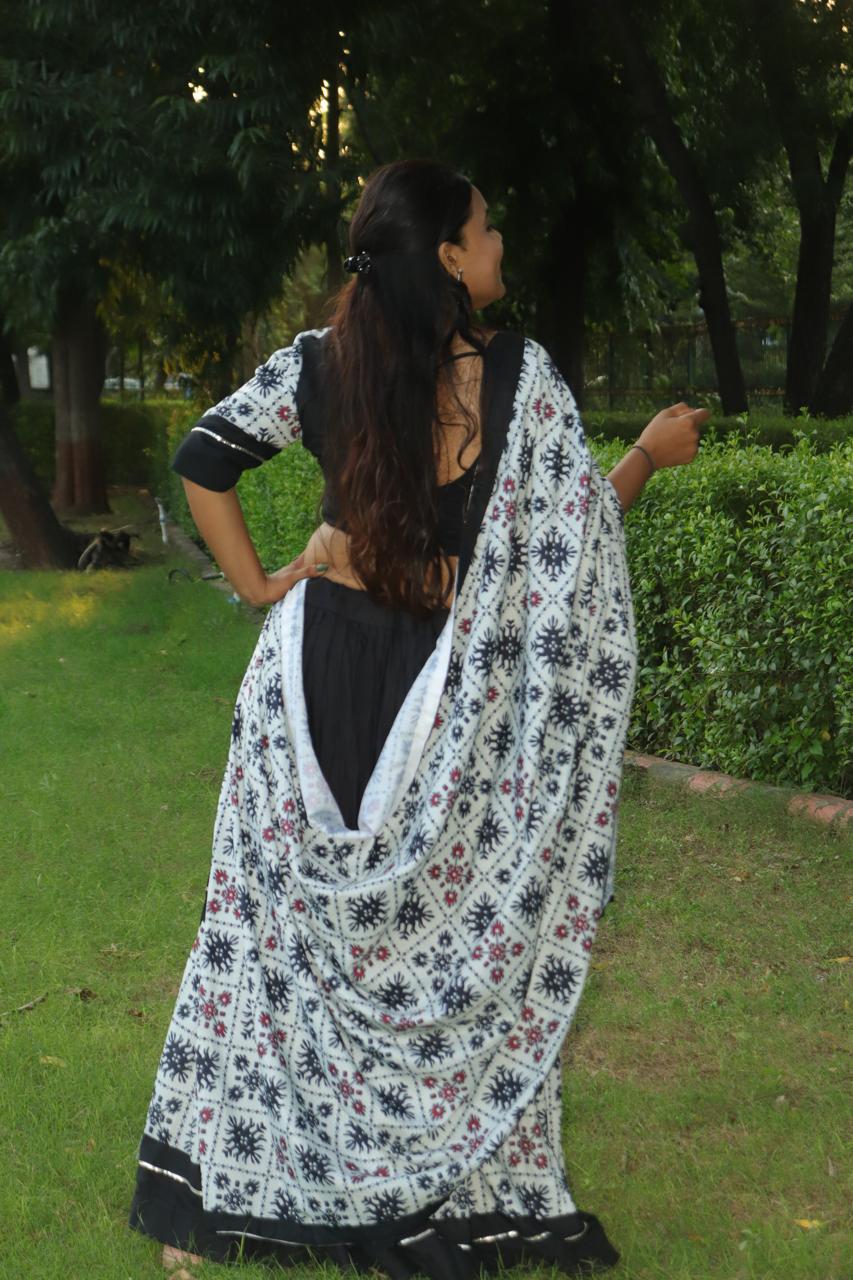 Printed Lehenga Choli with Dupatta - Black & White