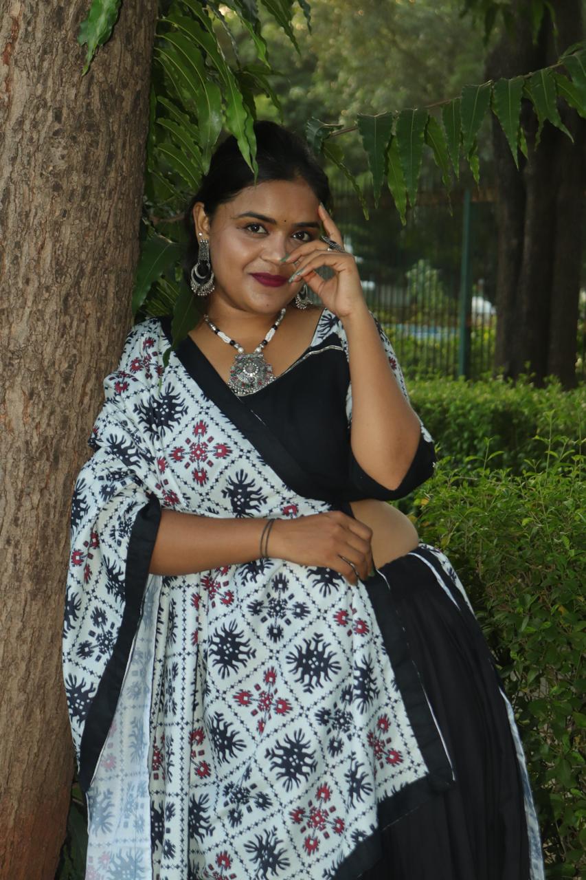 Printed Lehenga Choli with Dupatta - Black & White