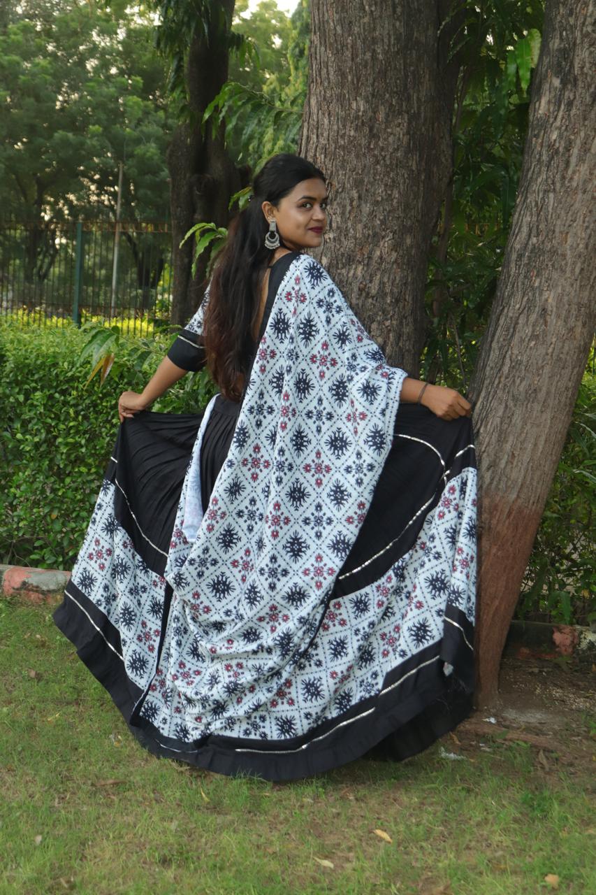 Printed Lehenga Choli with Dupatta - Black & White